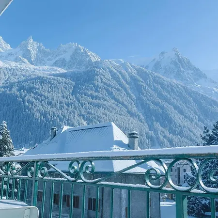 Magical Balcony On The Alps Cozy Alpine Charm 霞慕尼